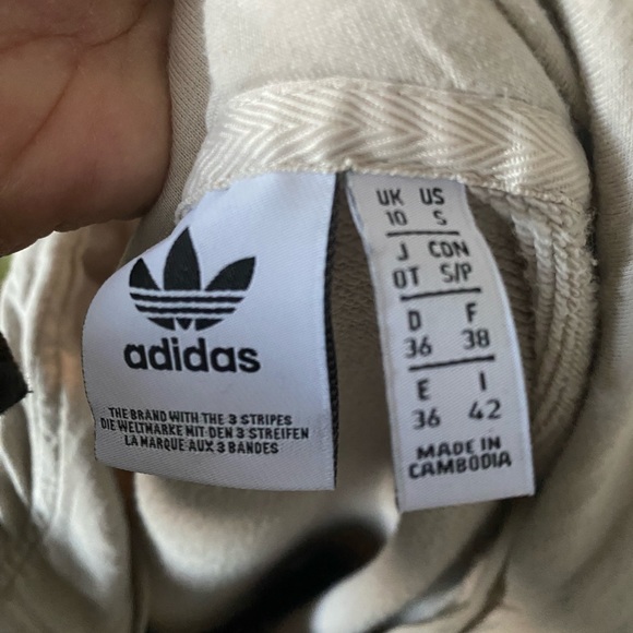 Adidas sweat top with hood. - Picture 3 of 3